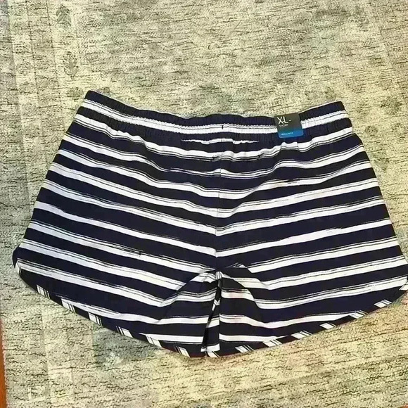 Columbia‎ NWT XL Shorts - Picture 3 of 5